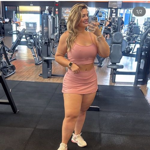 “Achei que minhas pernas iam explodir”: Influencer com lipedema revela como adaptou treinos e expõe erros comuns no mundo fitness