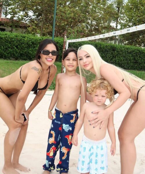 Influenciadoras Flay e Dapariz arrasam em ensaio de biquíni e são elogiadas como “incríveis”
